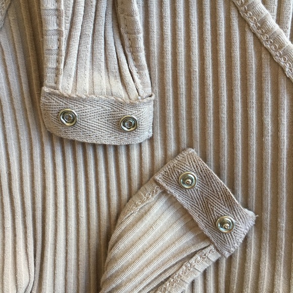 Bodysuit - Picture 3 of 3